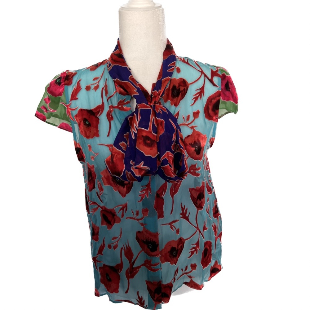 Alice and Olivia short sleeve blouse size Small